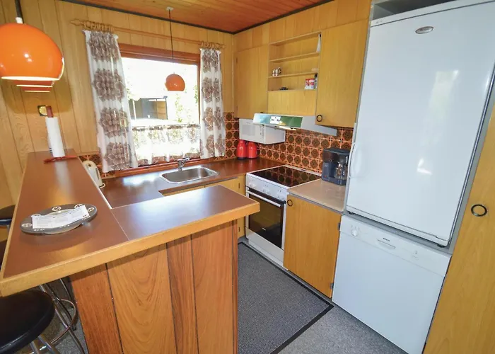 Сasa de vacaciones Cozy In Vaeggerlose With Kitchen *